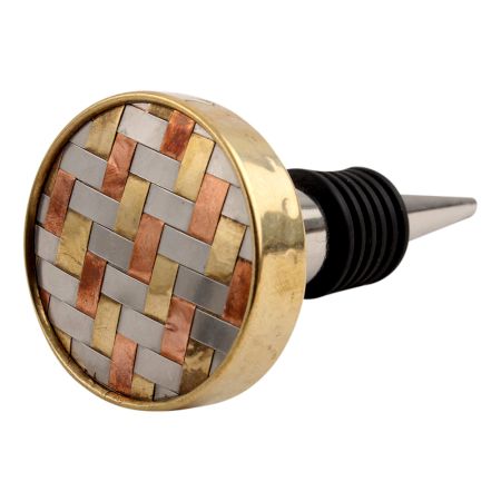 Silver Round Metal And Wooden Wine Stopper (Pack Of One Piece)